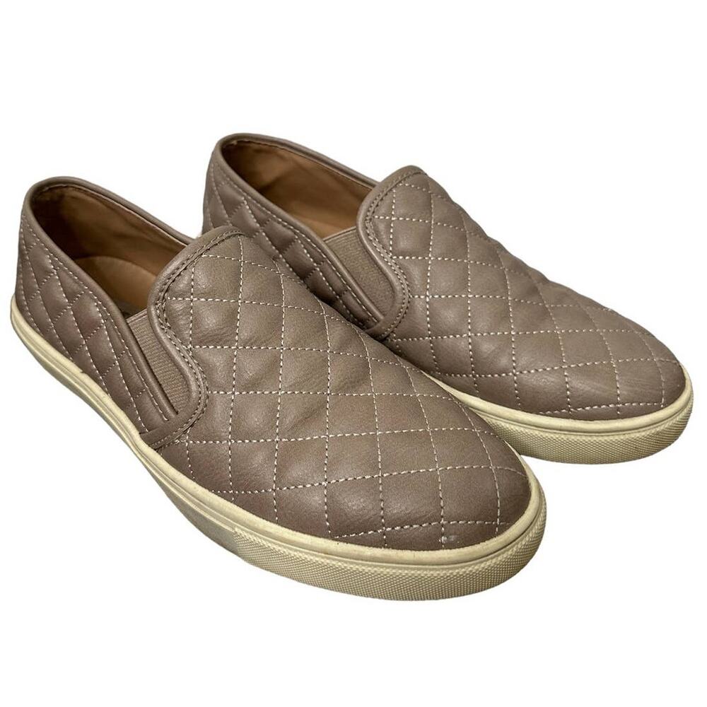 Steve Madden Ecentrcq Silver Flat Quilted Shoes 8.5M